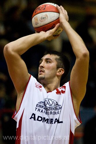 Basketball03