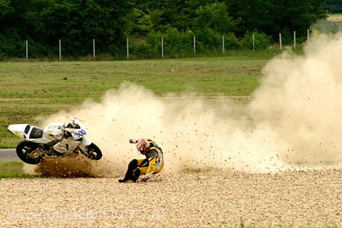 Action04